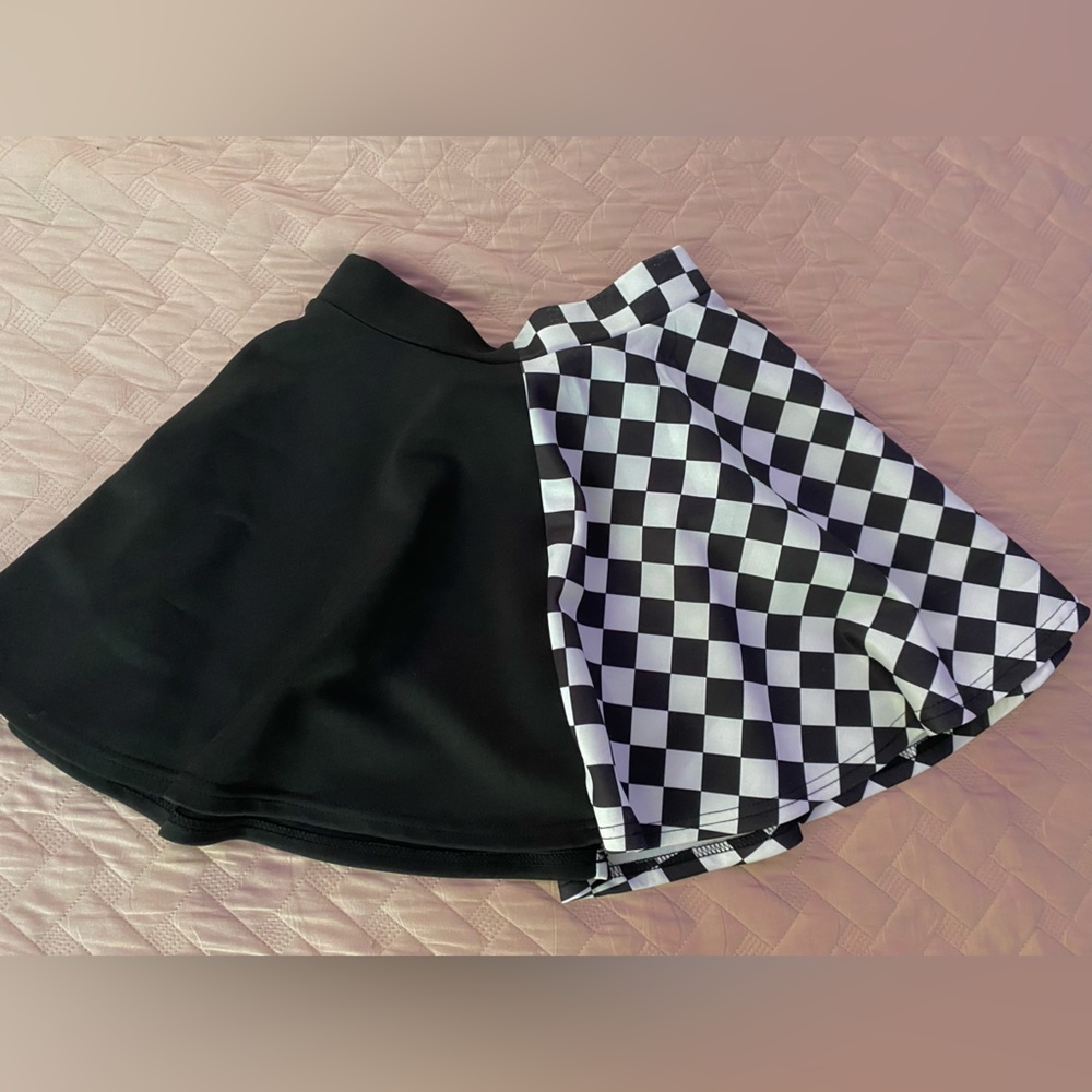 Gothic Black and white mini panel pleated skirt